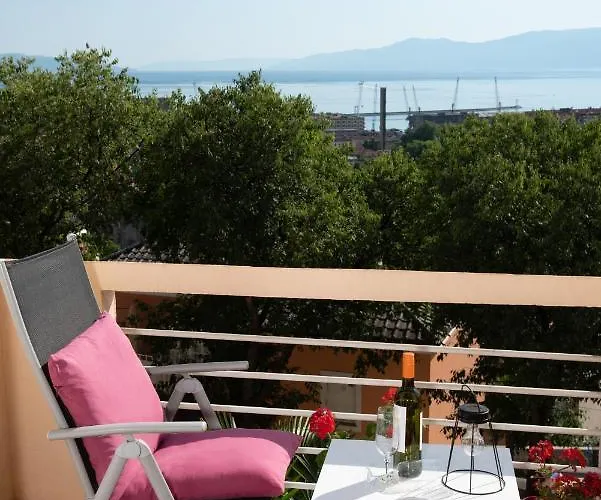 Lari Apartmán